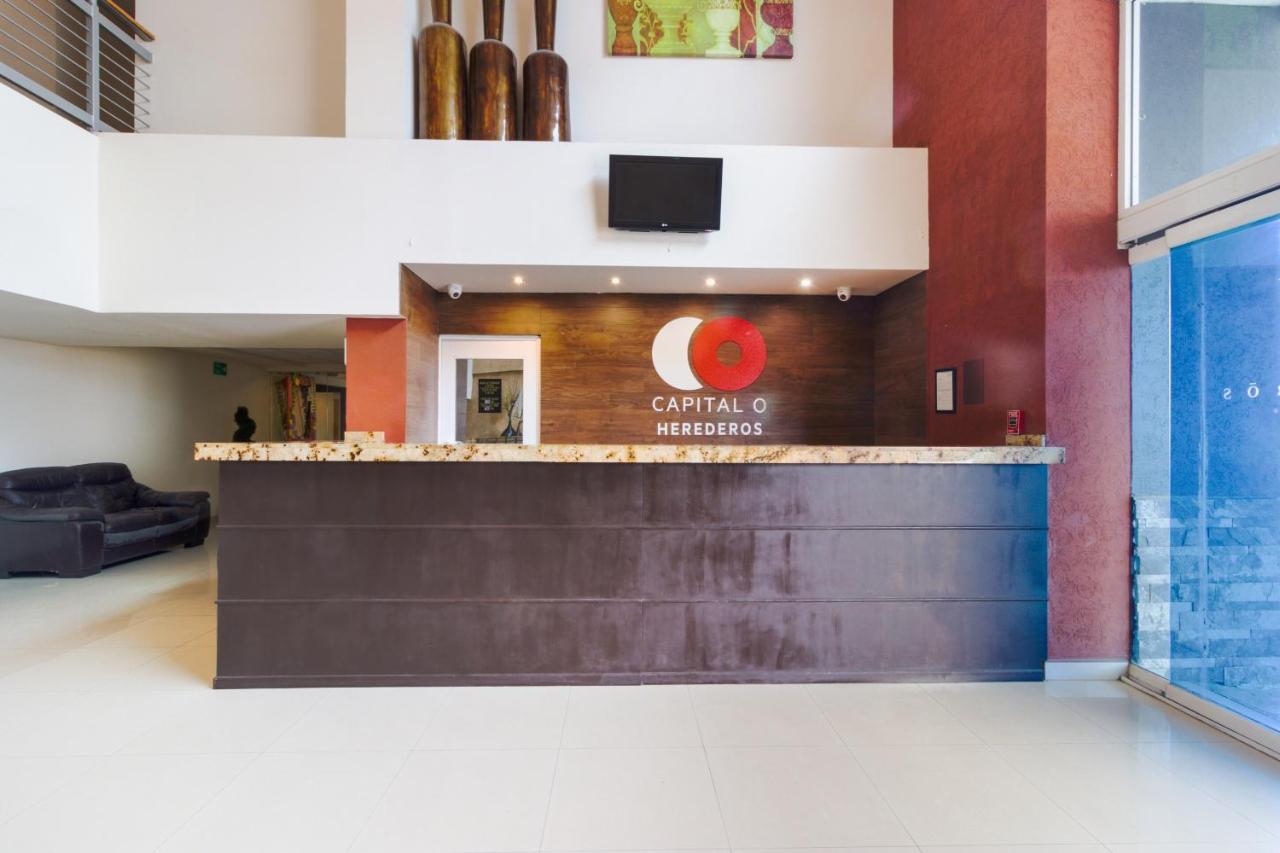 Capital O Hotel Herederos, Piedras Negras Buitenkant foto