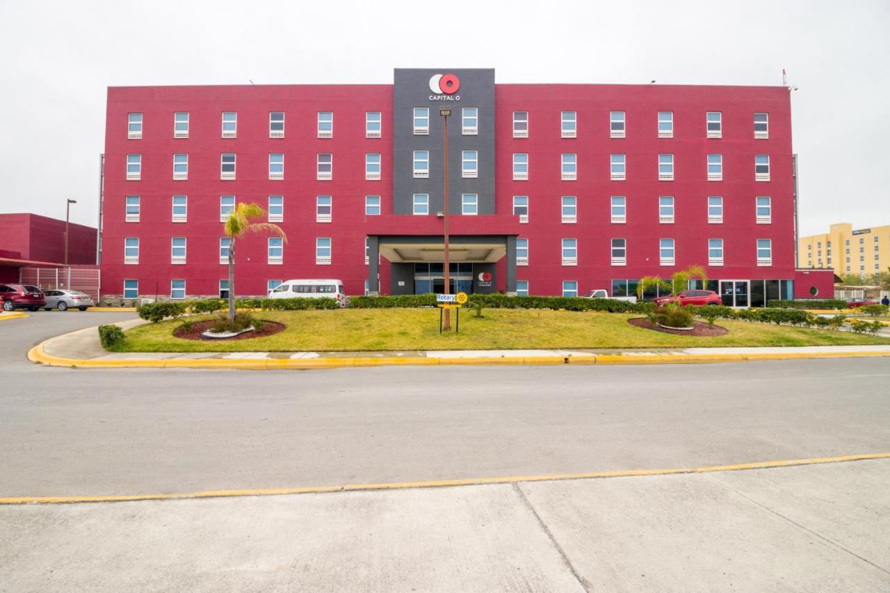 Capital O Hotel Herederos, Piedras Negras Buitenkant foto
