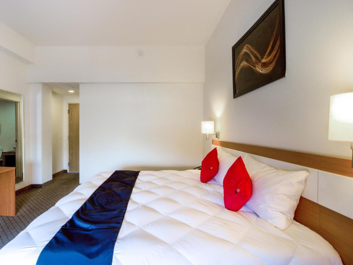 Capital O Hotel Herederos, Piedras Negras Buitenkant foto